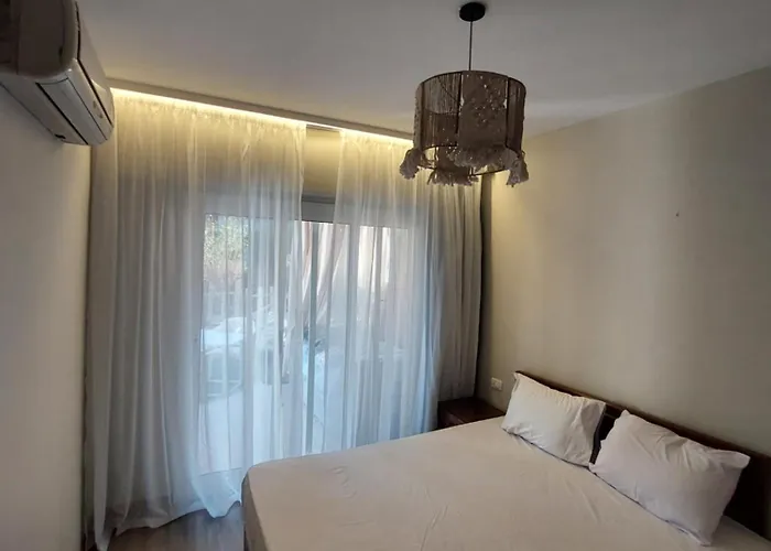 Appartamento One Bed With Wide Garden At Center